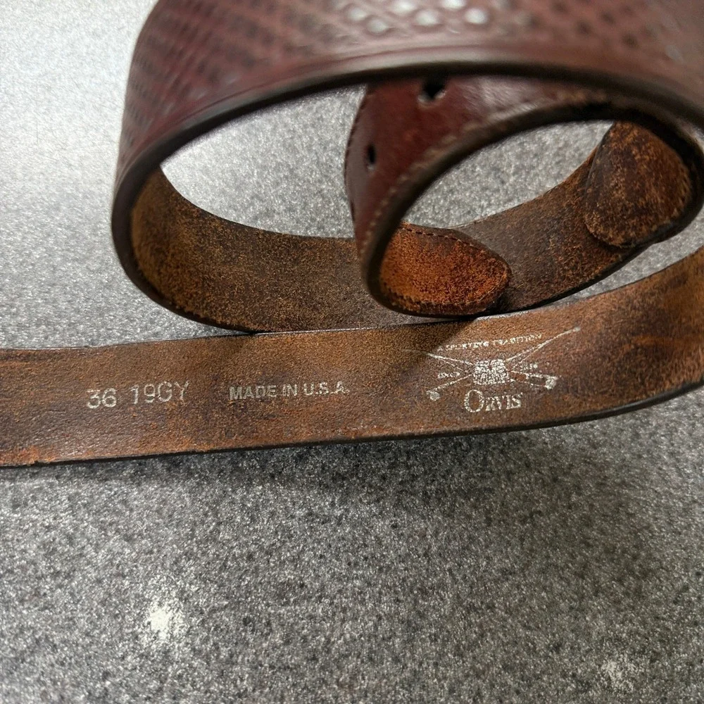 Orvis Basketweave Leather Belt Mens 36 Brown Good Made in USA Brass Buckle